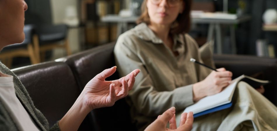 Cocaine rehab one-to-one therapy